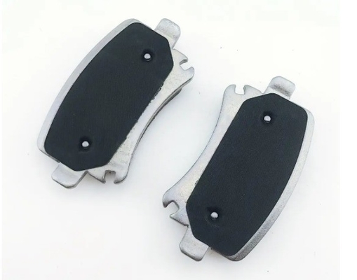 Fahrzeugmodell TOYOTA Camry OE 7N0698451A Keramikbremsbeläge für Volkswagen